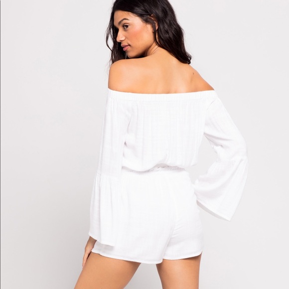 Off the Shoulder Romper - Picture 4 of 4